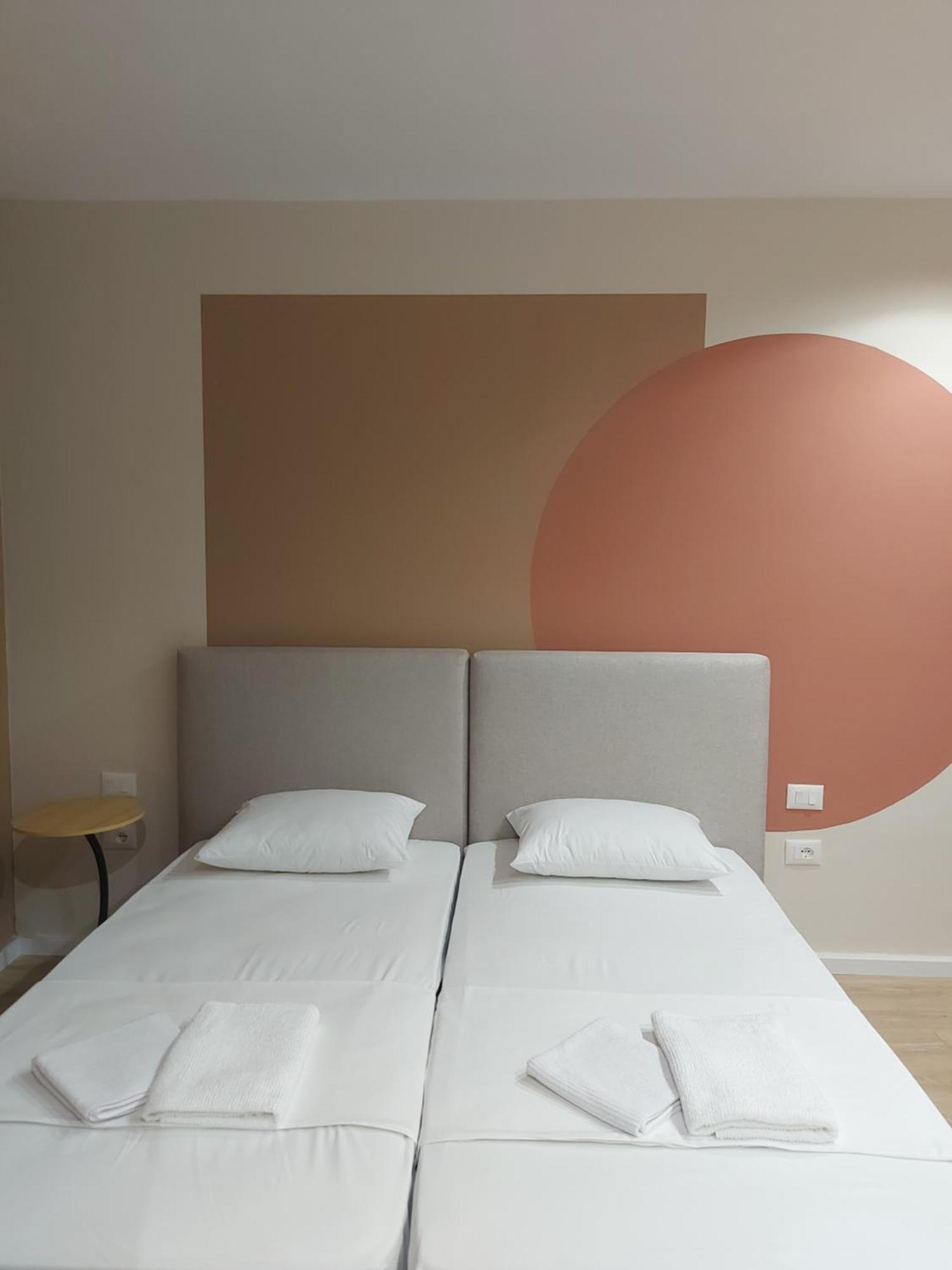 Center Cozy Nest Hotell Tiranë Eksteriør bilde