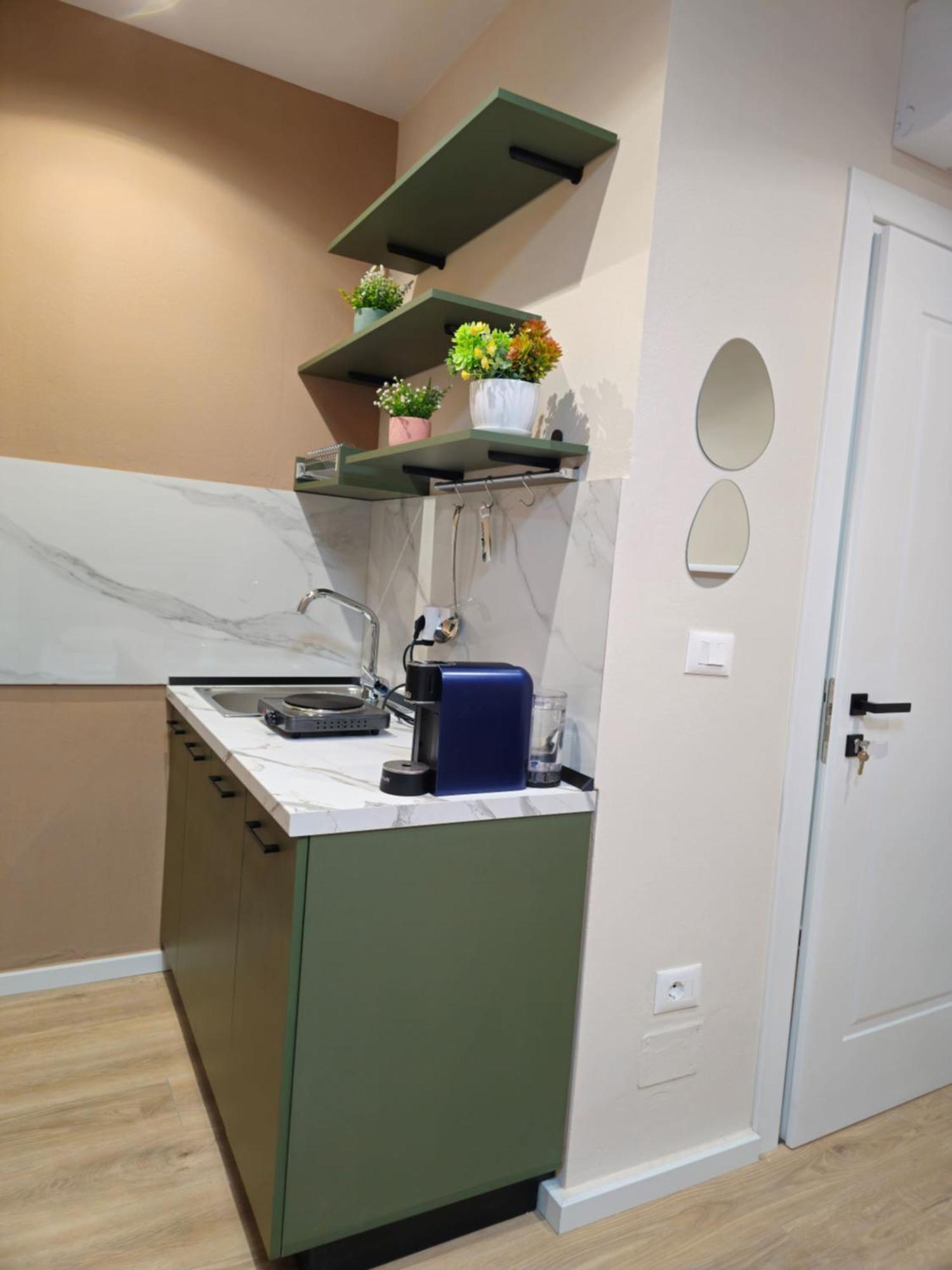 Center Cozy Nest Hotell Tiranë Eksteriør bilde